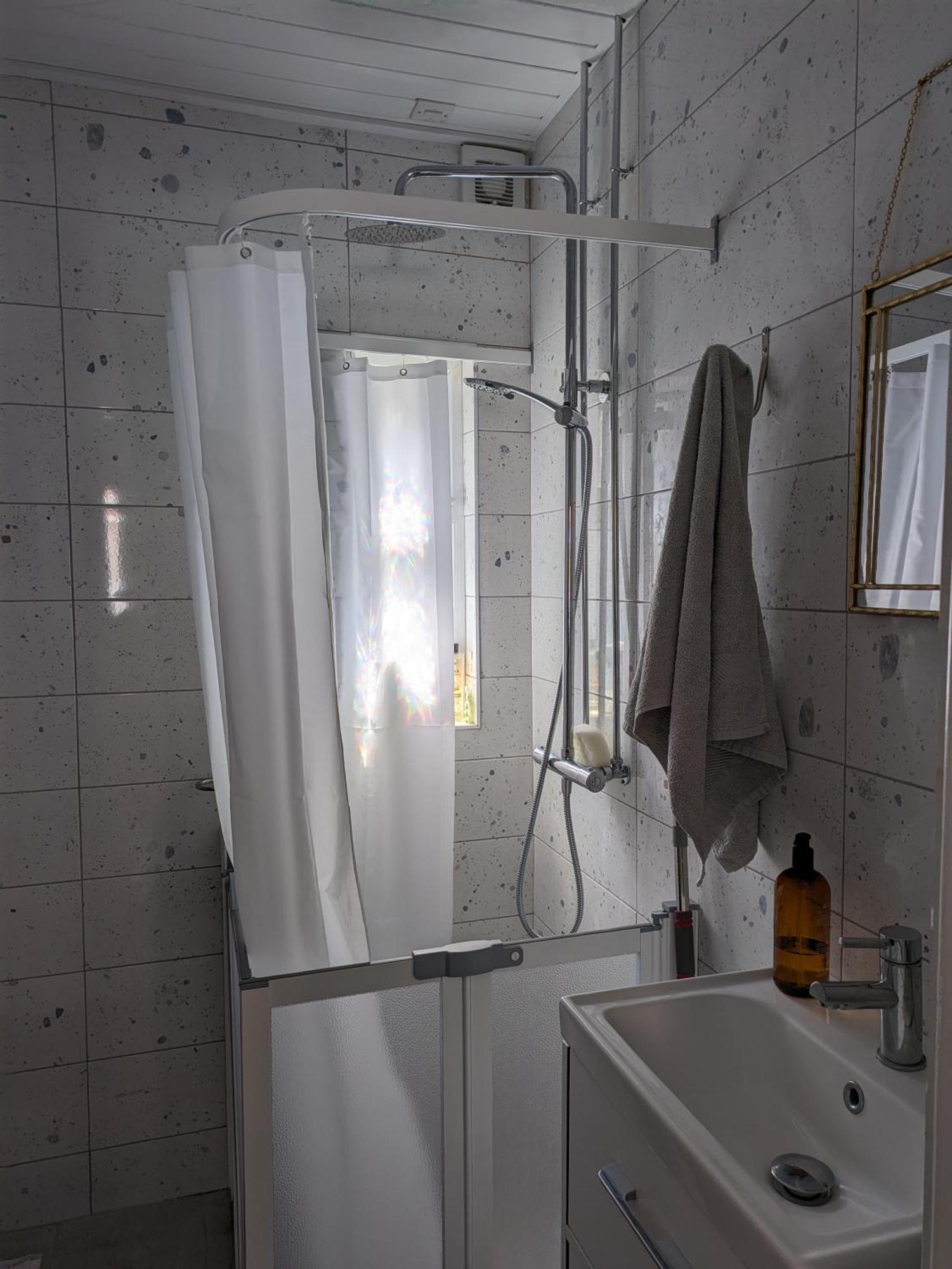 Maire Toireasa - Cosy Refurbished Property In The Gaeltacht Quarter 贝尔法斯特 客房 照片