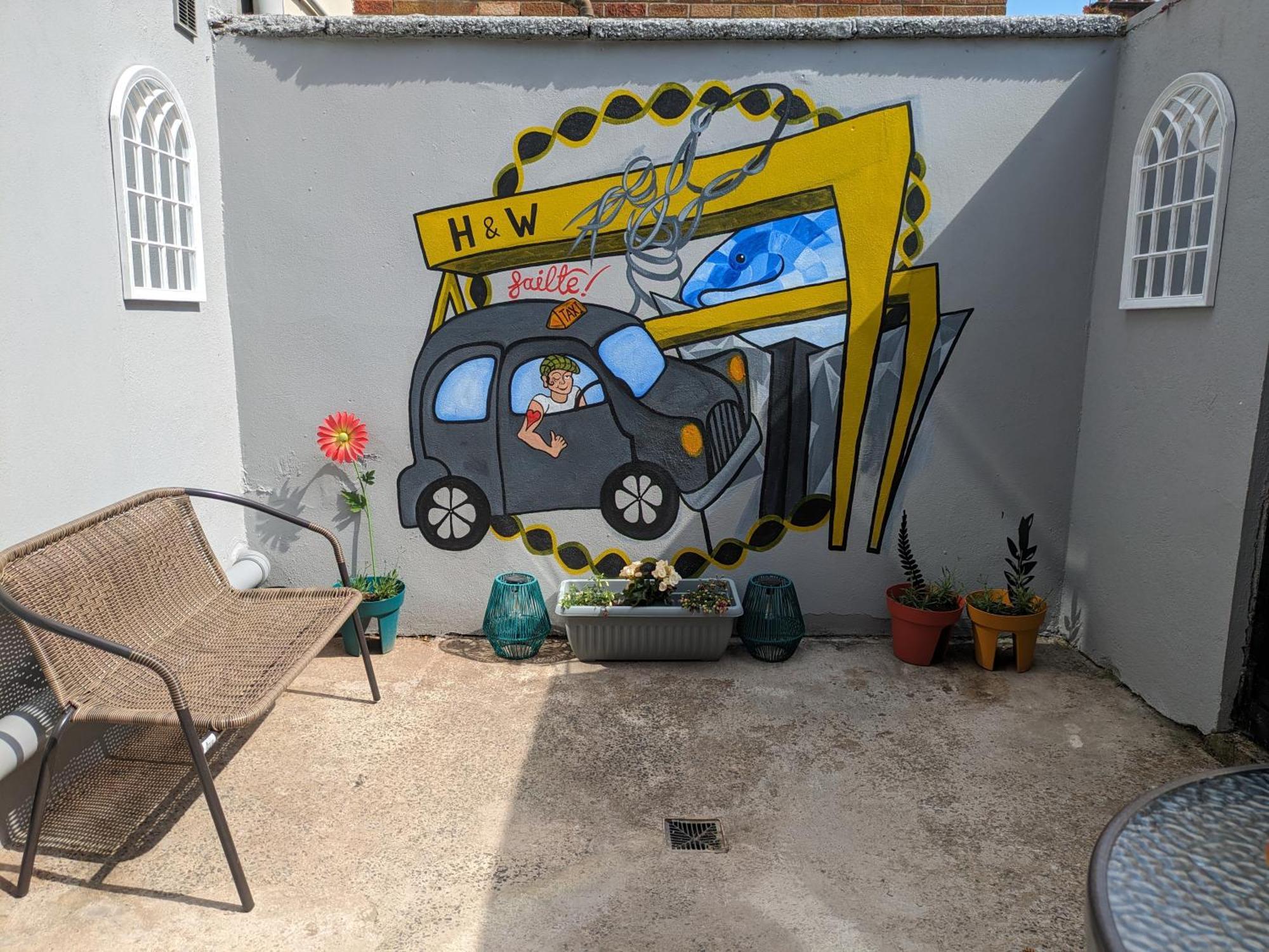 Maire Toireasa - Cosy Refurbished Property In The Gaeltacht Quarter 贝尔法斯特 客房 照片